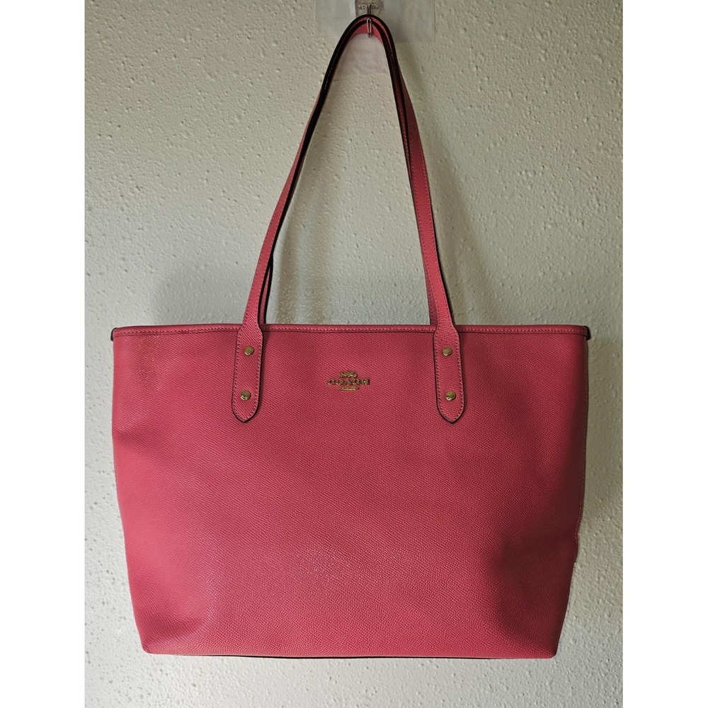 Coach Pink City Zip Tote in Cross grain‎ Leather
